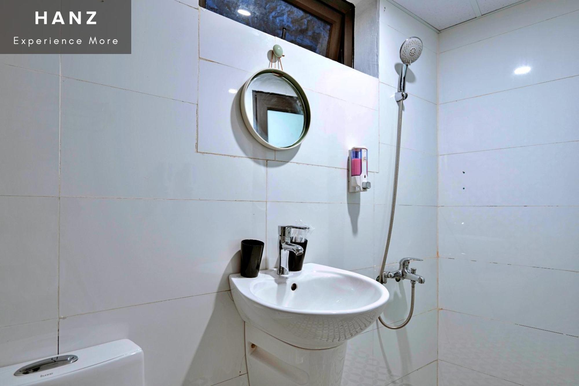 Private Room In Halong City Center - Hanz Almor2 하롱 객실 사진